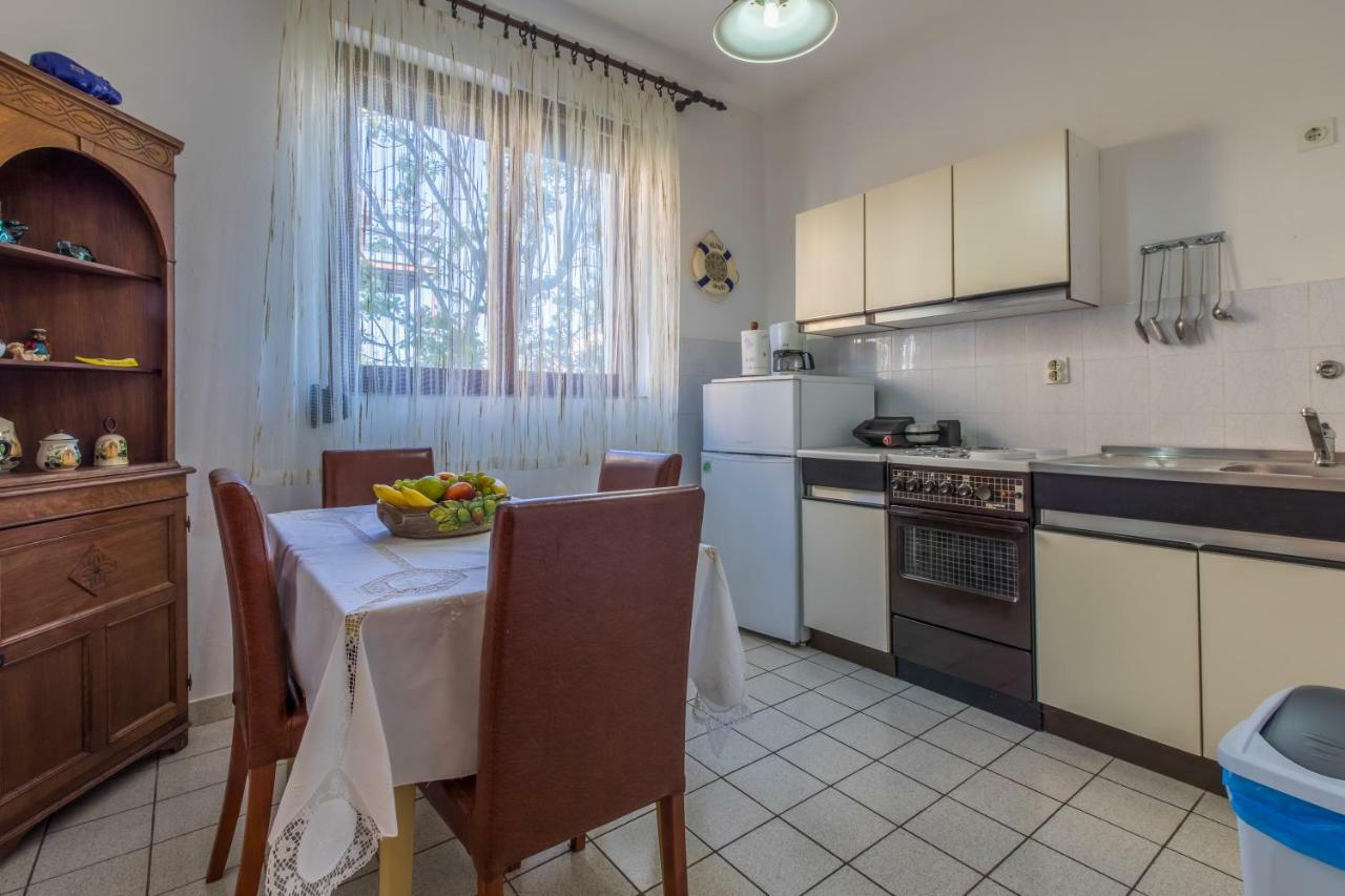 Apartament Laura *